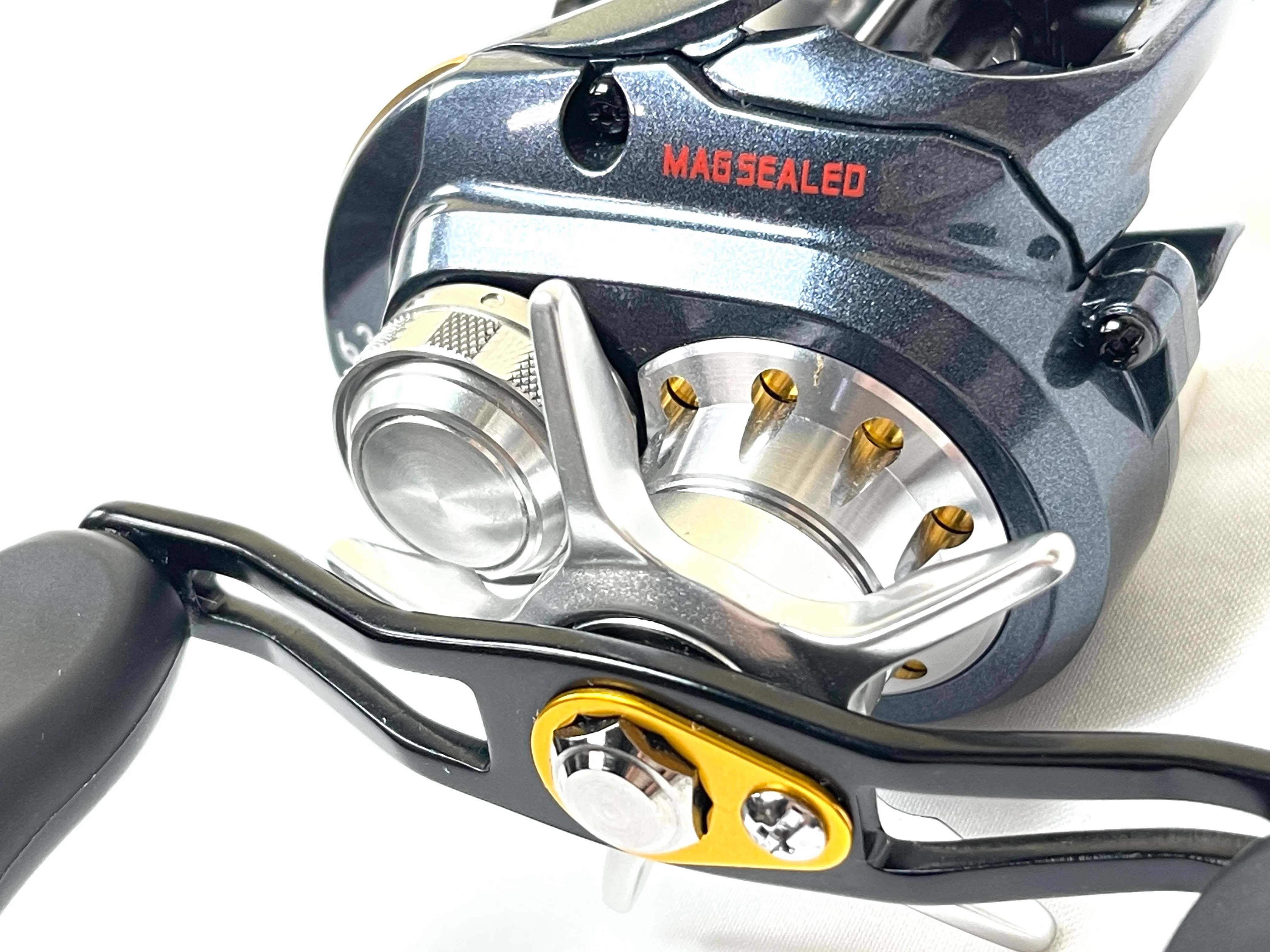 Used Daiwa 15 Zillion TW 1516H Right - Image 7