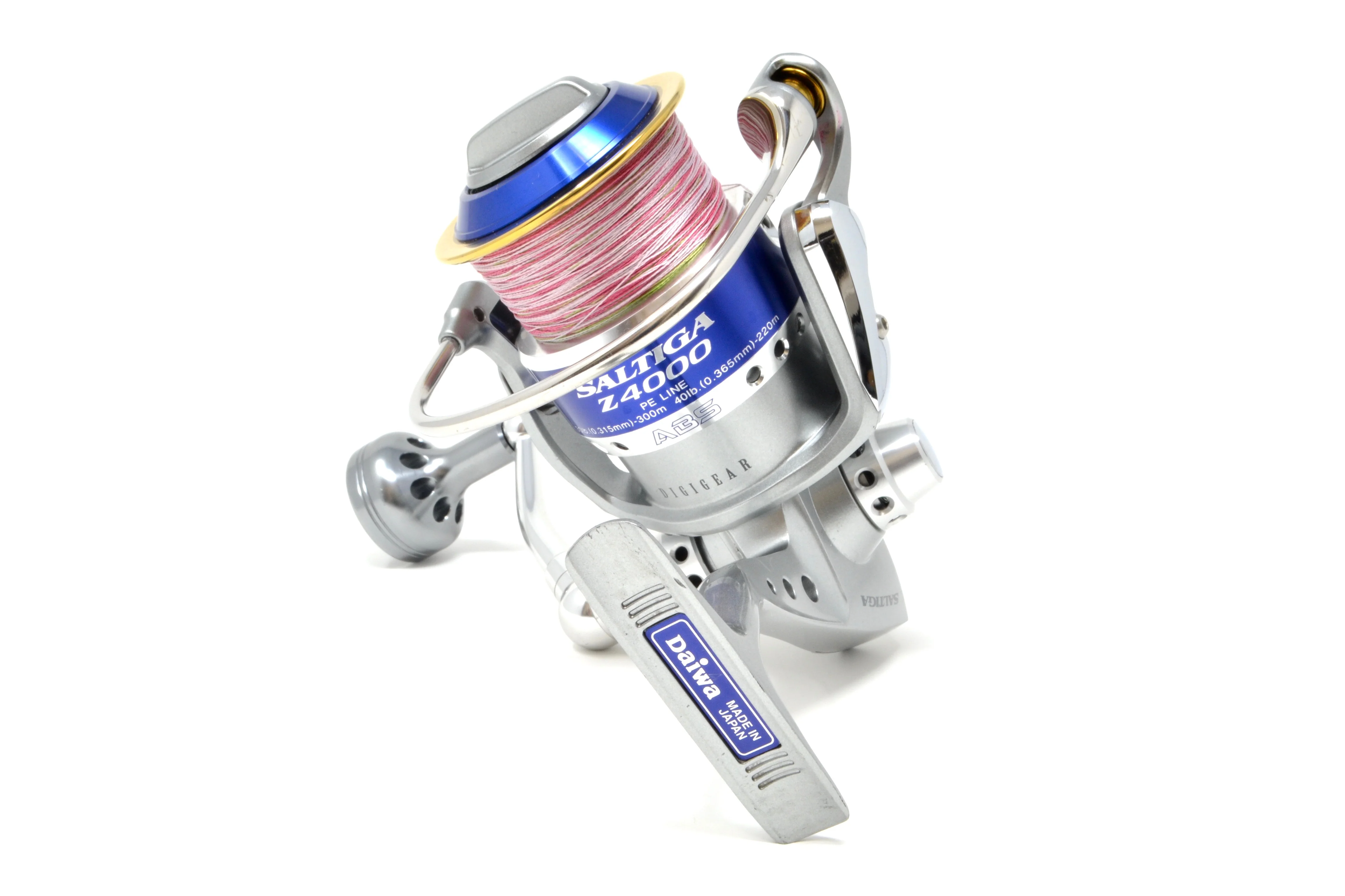 Used Daiwa Saltiga Z 4000 Custom Round Knob - Image 7