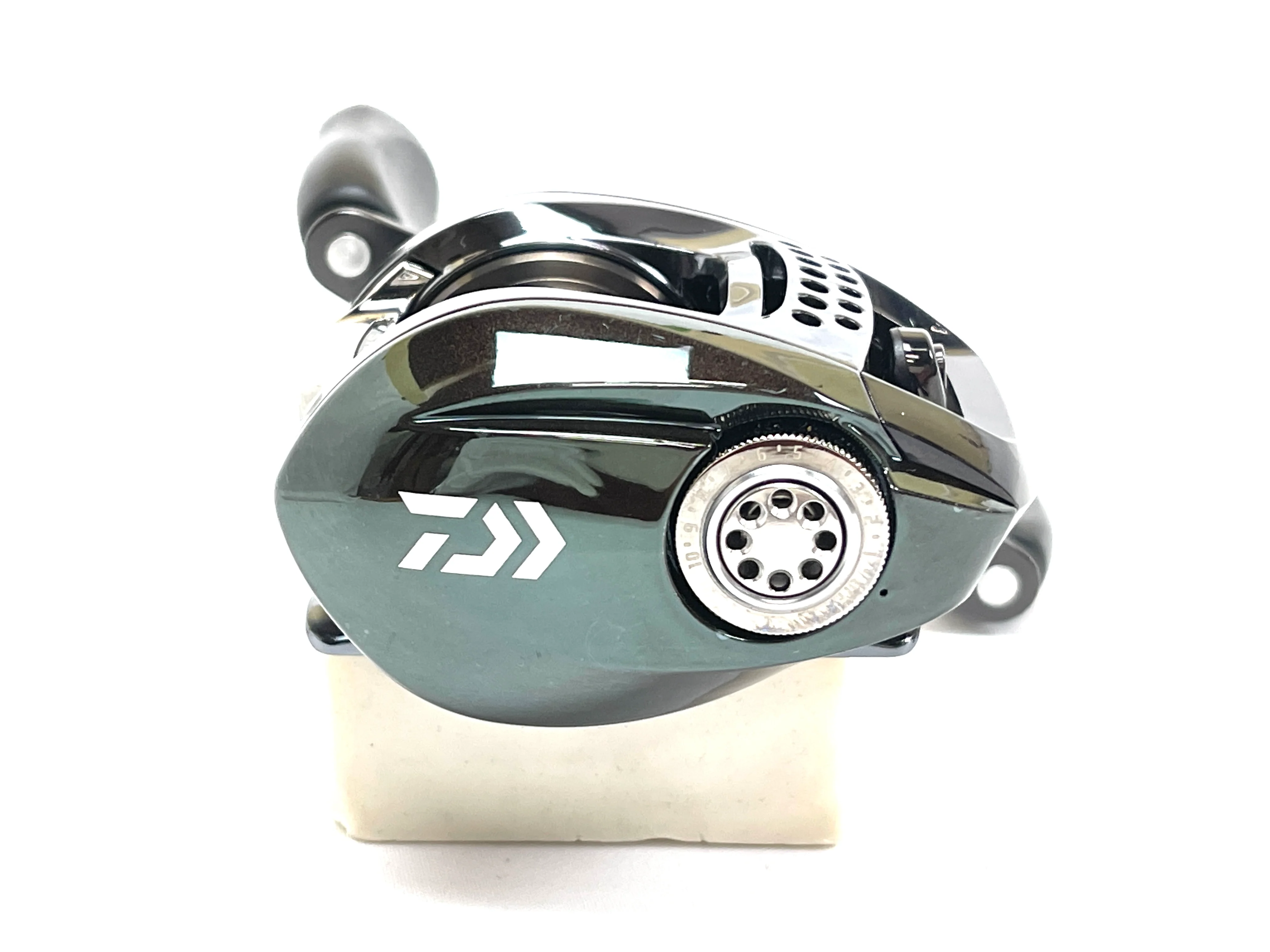 Used Daiwa Steez Limited SV 105XHL Left - Image 4