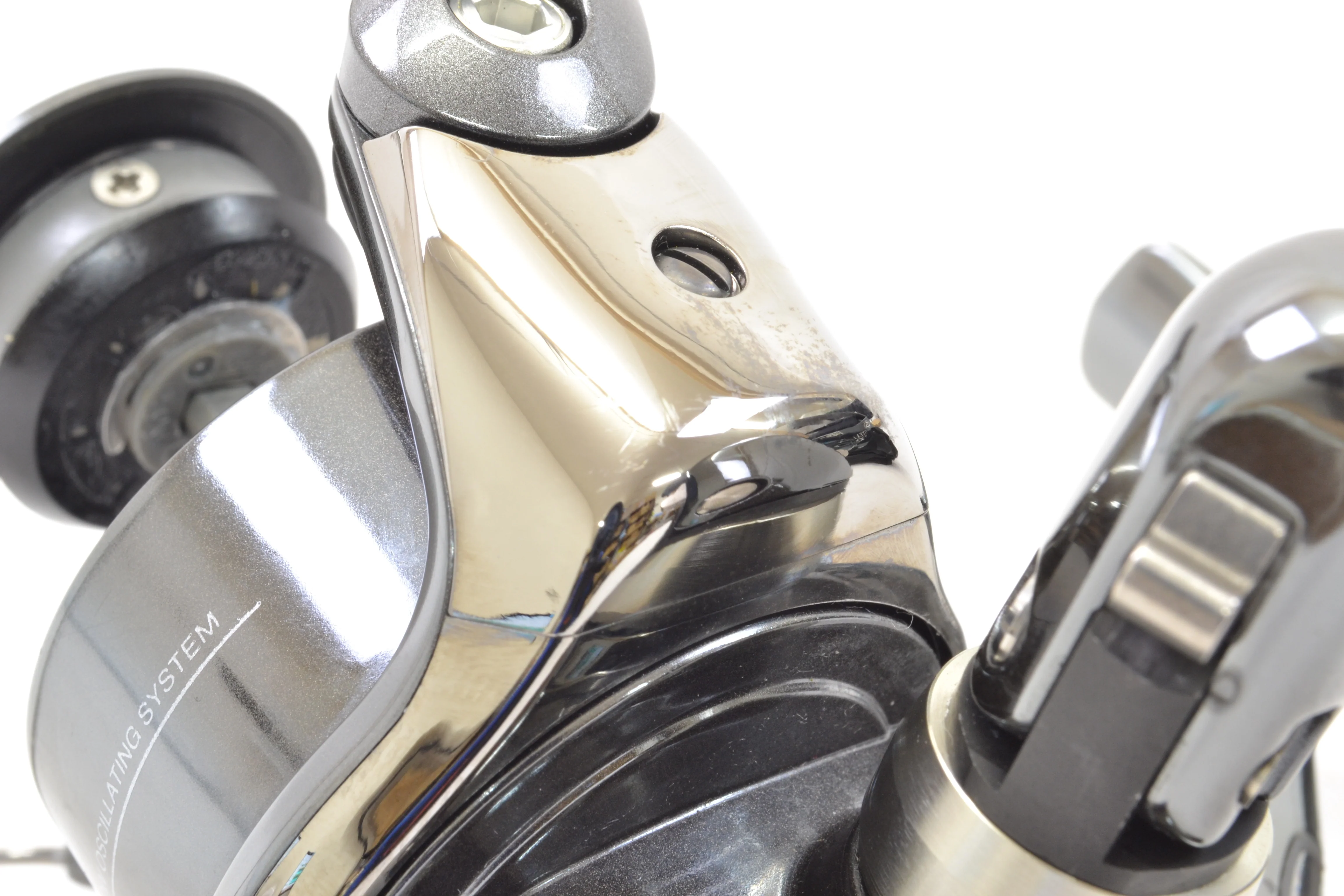 Used Shimano 01 Stella AR3000 ** No Spool - Image 8