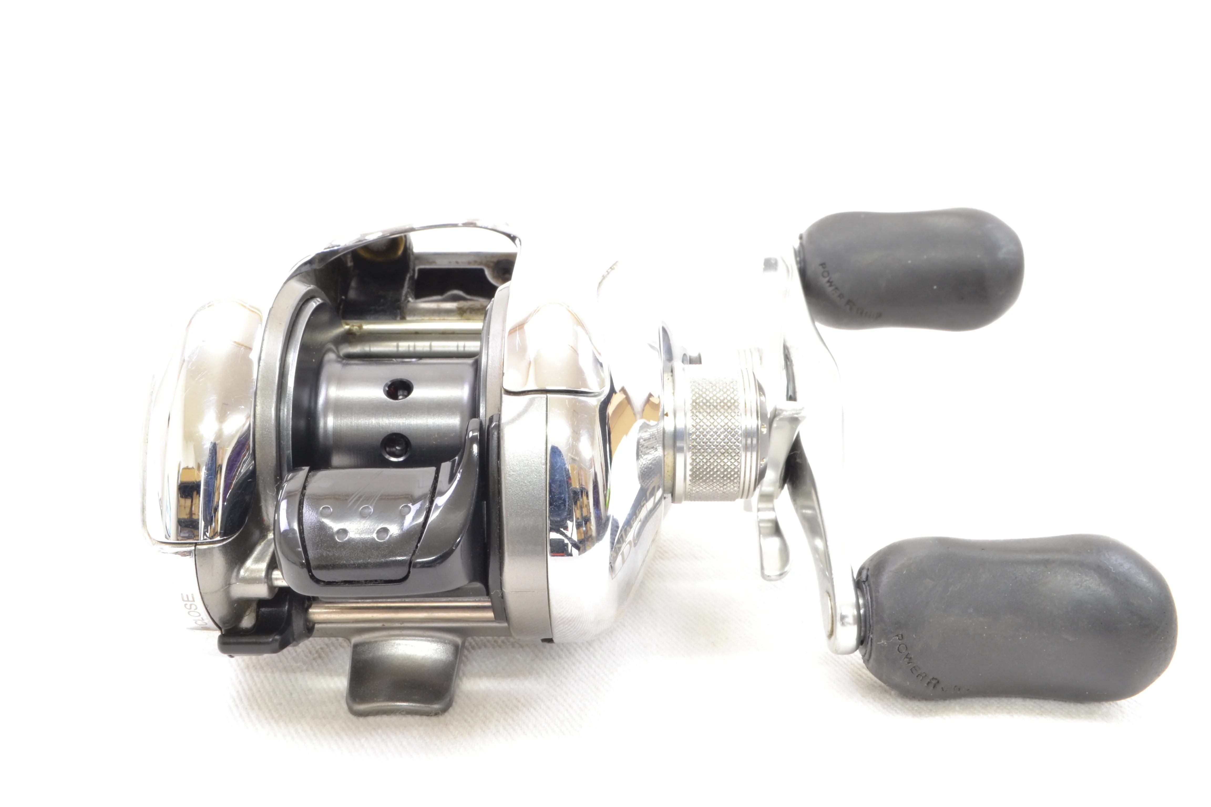 Used Shimano 06 Antares DC 7 Right - Image 3