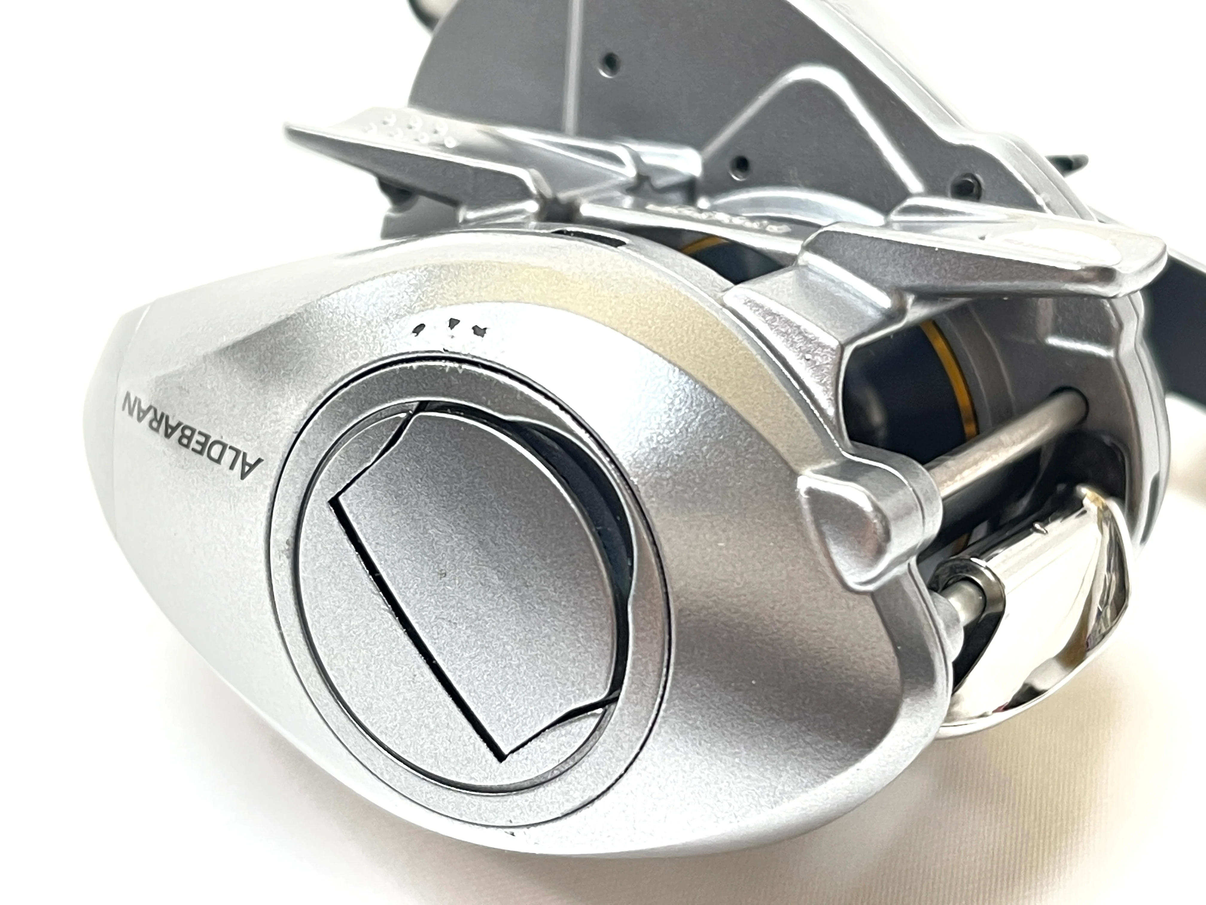 Used Shimano 09 Aldebaran Mg7 Left - Image 9